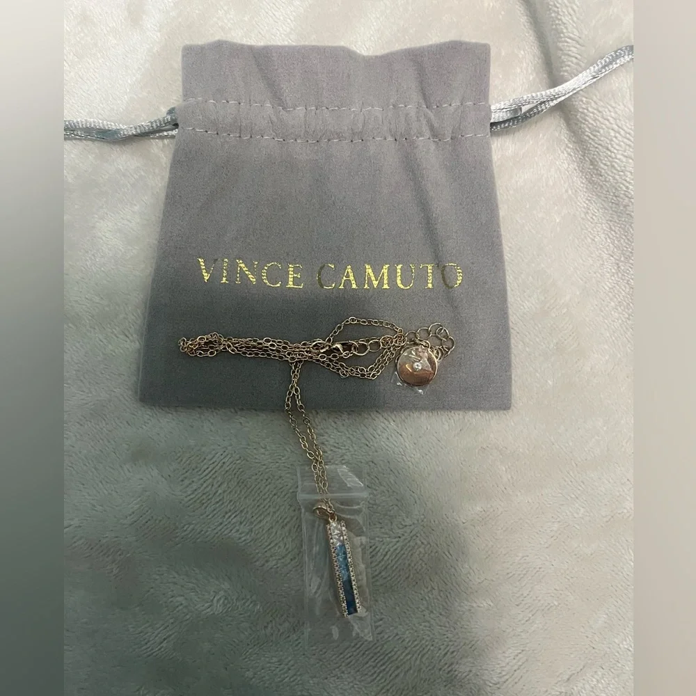 NWT💎VINCE CAMUTO Blue Ombre CZ Bar Necklace, Gold w/Blue & Clear stones - Picture 9 of 13